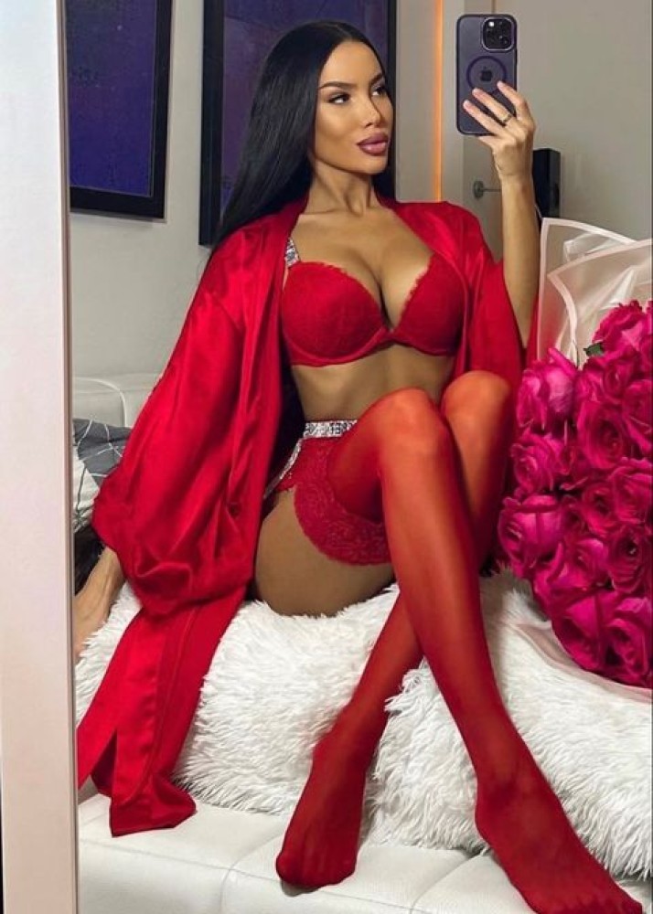 Индивидуалка Кристина главное фото в городе Азнакаево 